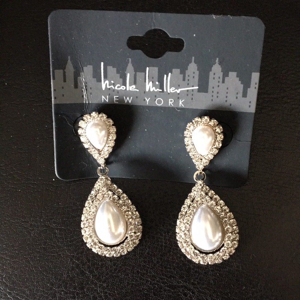 New Nicole miller dressy gorgeous earrings